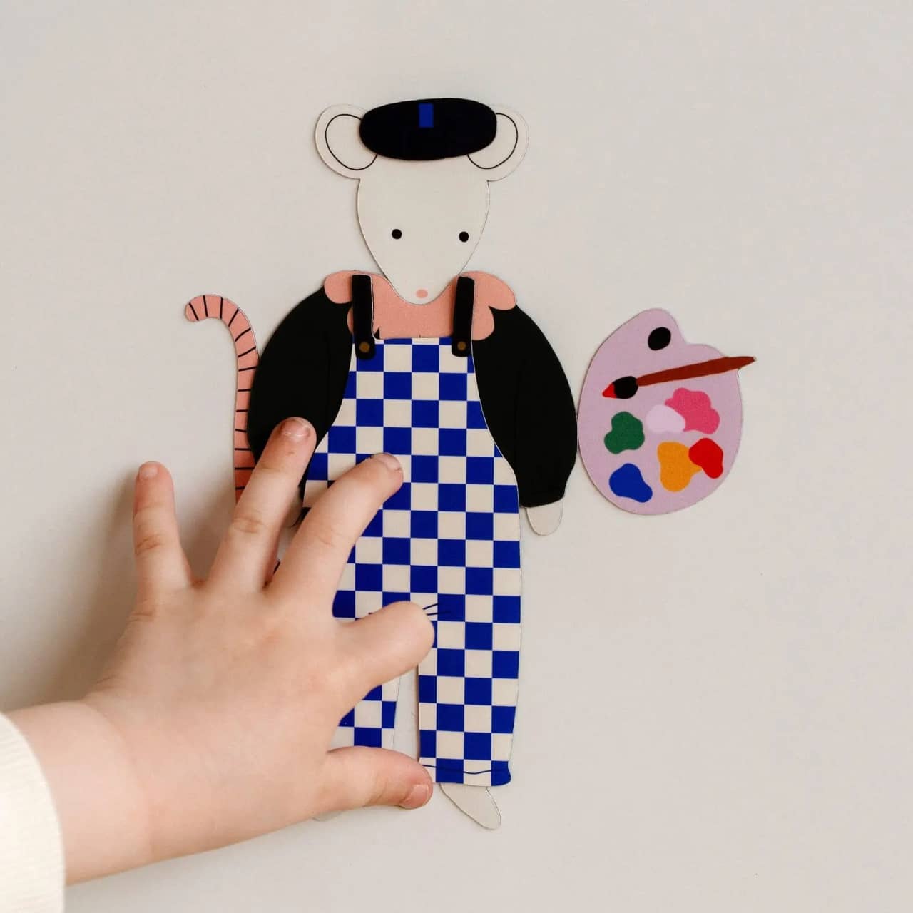 Joc Magnetic "Meserii Creative" – Explorează Lumea Artelor!