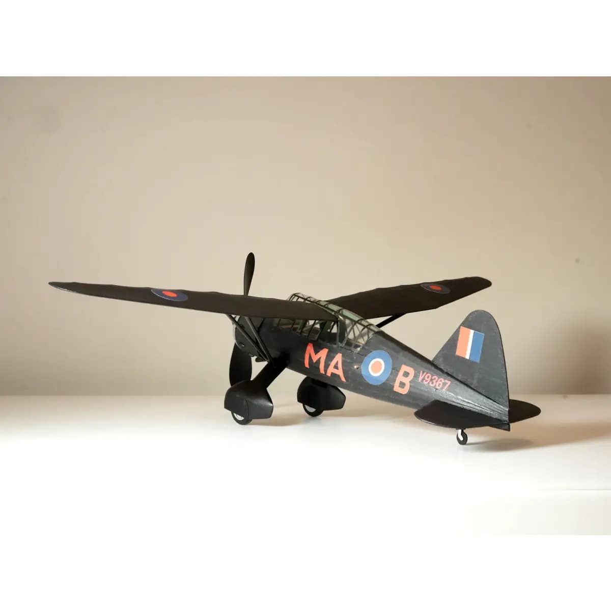 Kit Aeromodelism Vintage: Avion Westland Lysander (Anvergură 55,9 cm) - Imaginea 3